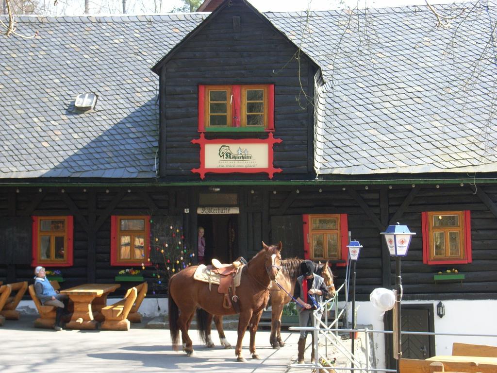 Hotel Und Restaurant Koehlerhuette - Fuerstenbrunn Beierfeld Exteriör bild