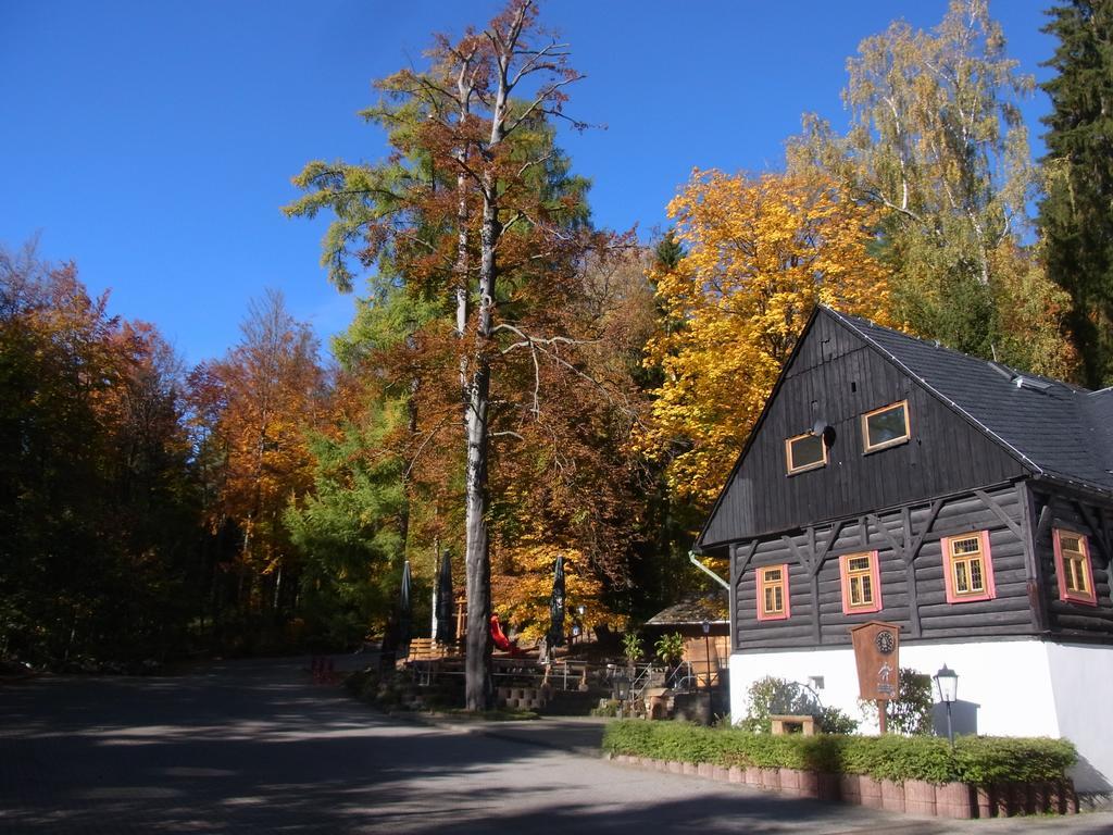 Hotel Und Restaurant Koehlerhuette - Fuerstenbrunn Beierfeld Exteriör bild